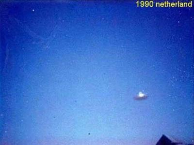 Fotografia de OVNI obtida em 1990 nos Países Baixos.