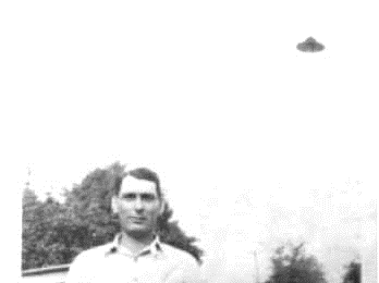 Fotografia obtida por George Sutton, em St. Paris, Ohio, no verão de 1932. O objeto não estava visível no momento de registro.

