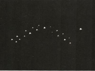 Em 31 de agosto de 1951, várias pessoas na região de Lubbock, no Texas, avistaram estranhas luzes que cruzavam os céus da região. Eram várias luzes que voavam em formação em completo silêncio. Algumas pessoas conseguiram fotografar estas luzes.